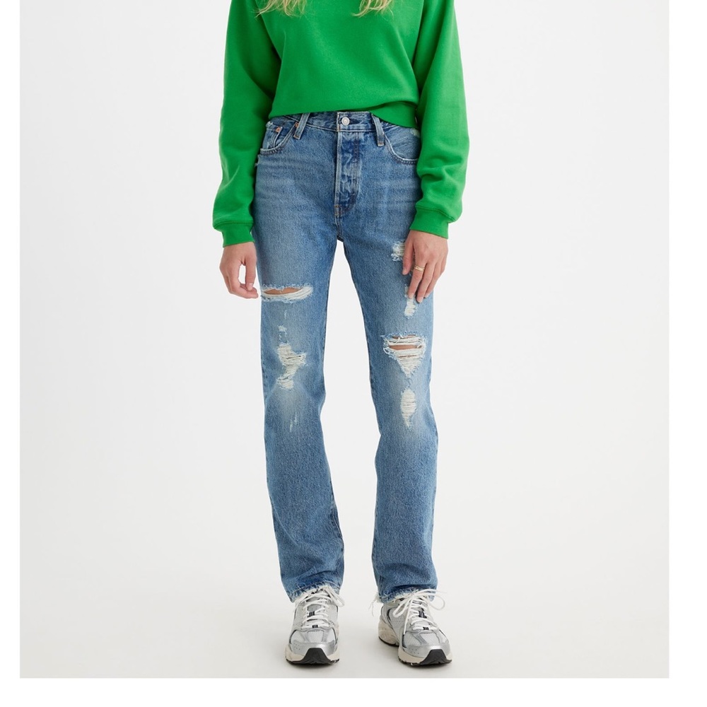 Levi’s 501 original fit women’s jeans 28x30 Hits Different wash